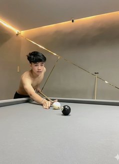 Daniel 8 inch Hard strong - Male escort in Bali Photo 8 of 9