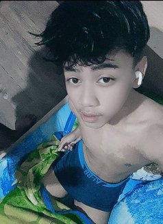 Daniel - Male escort in Medan Photo 6 of 6