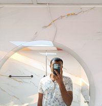 Daniel James - Male escort in Dubai