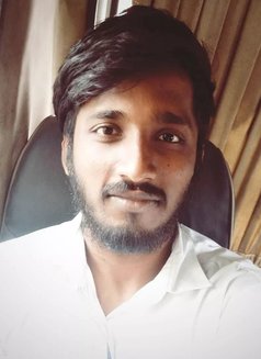 Daniel Paul - Male escort in Chennai Photo 1 of 4