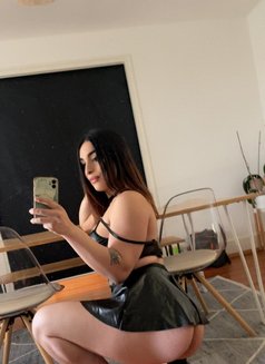 Daniela available in bugibba - Acompañantes transexual in Malta Photo 12 of 14