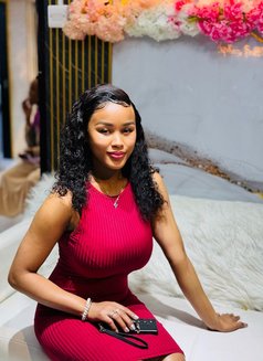 Daniela Borges - escort in Dubai Photo 3 of 7