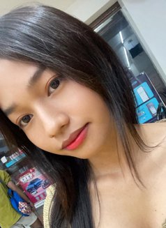 Daniela New Teen Ts - Transsexual escort in Makati City Photo 9 of 11