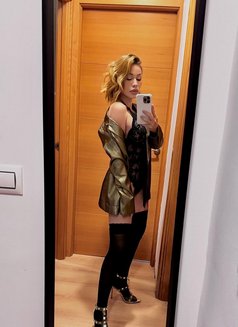 Emma Venezuelan agency Diversa - escort in Kuwait Photo 18 of 18