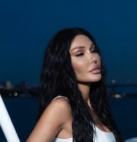 Daniella - escort in Muscat Photo 4 of 7