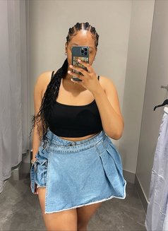 Daniellabanty23 - escort in Muscat Photo 2 of 8