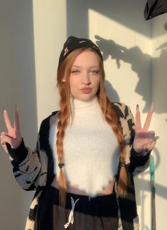 Danielle - escort in Hong Kong Photo 6 of 8