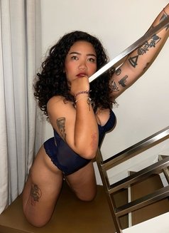 Danielle Curly Curvy Spicy - escort in Singapore Photo 9 of 9