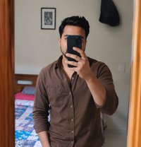 Kabir Real Meet Boy Mumbai - Acompañantes masculino in Mumbai