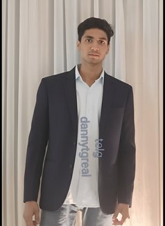 Danish - Male escort in Gurgaon Photo 2 of 4
