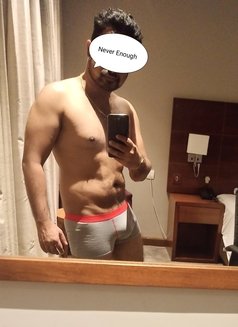Body lick,Massages(full,foot)BF Full Ser - Male escort in Colombo Photo 3 of 9