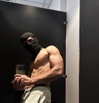 Daniyal Malik - Male escort in Islamabad