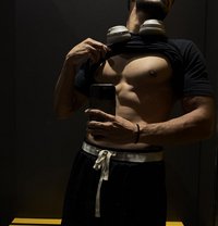 Daniyal Malik - Male escort in Islamabad