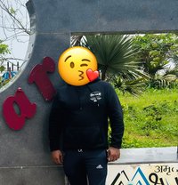Danni - Male escort in Vapi