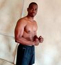 Dannie - masseur in Nairobi Photo 1 of 5