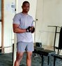 Dannie Lynurs - masseur in Nairobi Photo 1 of 6