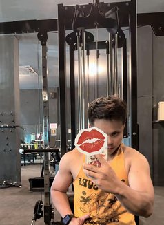 Dannis - Male escort in Johor Bahru Photo 1 of 5