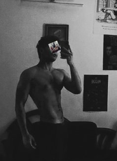 Dannny (TG @Dannnydaddy) - Male escort in Bangalore Photo 2 of 3