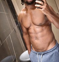 Danny - Male escort in Tirana