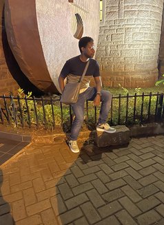 Danny Guy - Acompañantes masculino in Nairobi Photo 4 of 4