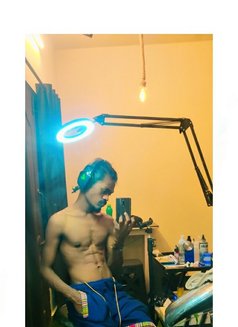 Danny - Male escort in Bangalore Photo 4 of 4