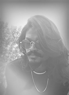 Danny - Male escort in Bangalore Photo 5 of 6