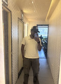 Danny - Male escort in Bangalore Photo 2 of 2