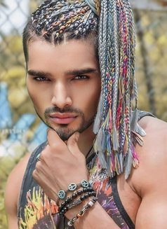 Danny (Model) - Male escort in Phuket Photo 6 of 9