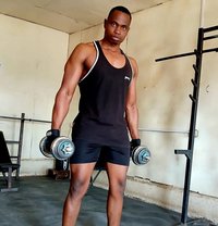 Danny - masseur in Nairobi