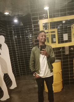 Danny - Male escort in Nairobi Photo 2 of 2