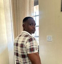 Danny Masseuse - Acompañantes masculino in Nairobi