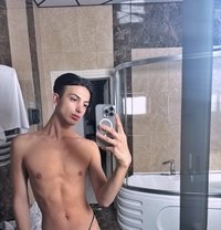 Isadora - Male escort in Dubai