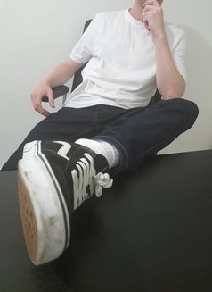 Danny V - Male escort in London Photo 6 of 6