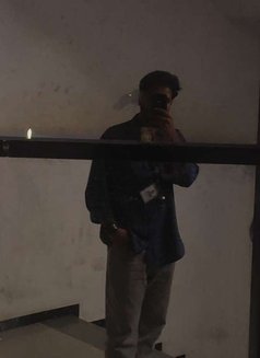 Danny890 - Male escort in Pune Photo 1 of 1