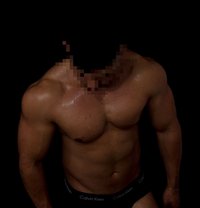 Dante - masseur in Dubai