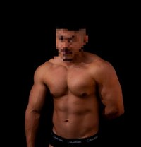 Dante - masseur in Dubai