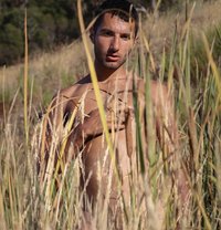 Dante Gonçalves - Acompañantes masculino in Bali