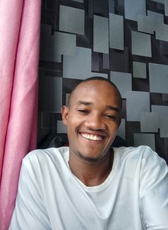 Dante & Selene - Acompañantes masculino in Mombasa Photo 1 of 1