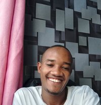 Dante & Selene - Acompañantes masculino in Mombasa