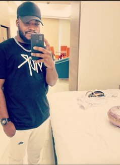 Dantez - masseur in Doha Photo 1 of 1