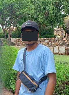 Dany - Male escort in Kochi Photo 4 of 4