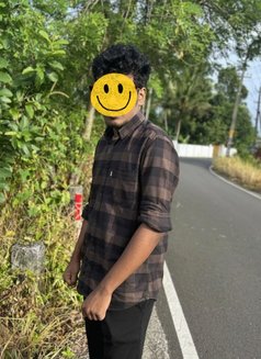 Dany - Male escort in Kochi Photo 2 of 4