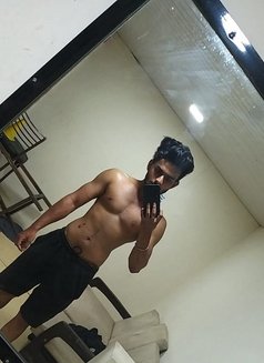 Dany - Acompañantes masculino in Mumbai Photo 6 of 6