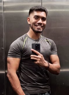 Dany7047 - Male escort in Candolim, Goa Photo 4 of 5