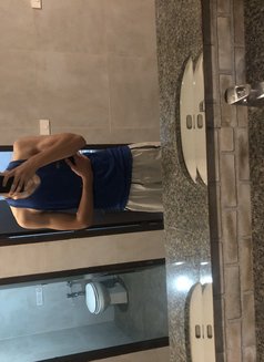 Danya Master - Male escort in Bangkok Photo 5 of 5