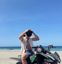 Dao Ming Si - Male escort in Manila