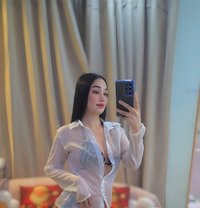 Daow - escort in Al Manama Photo 3 of 5