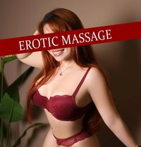 Daphne - masseuse in Barcelona