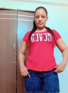 Daphne - escort in Pune Photo 3 of 15