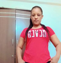 Daphne - escort in Pune